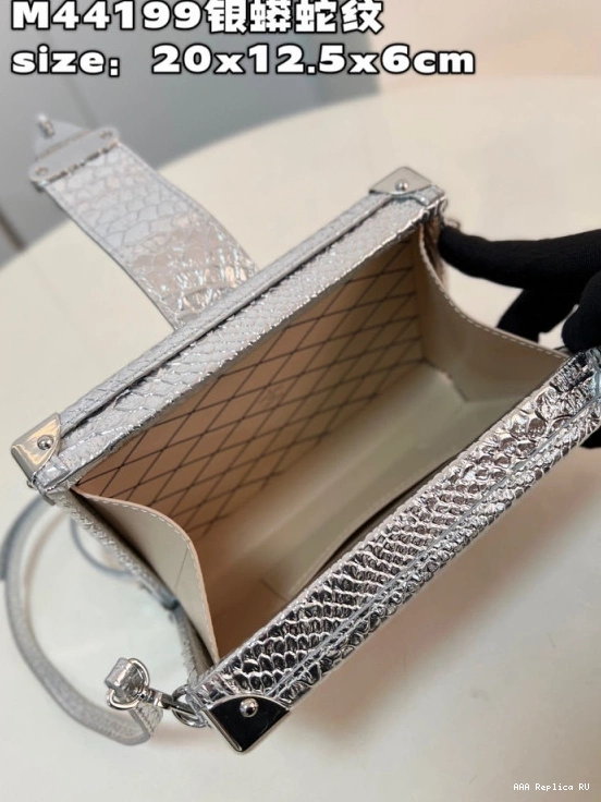 Aaa replica ru LOUIS VUITTON MALLE PETITE 0811